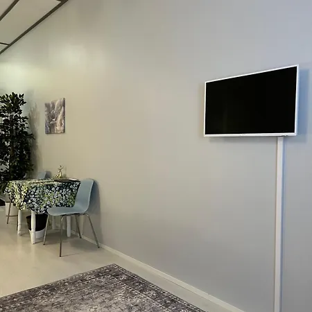 Otel Keskipiste 3*