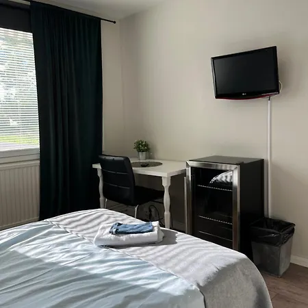 Keskipiste Otel