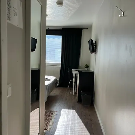 Otel Keskipiste