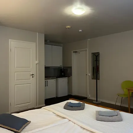 Hotelli Keskipiste 3*
