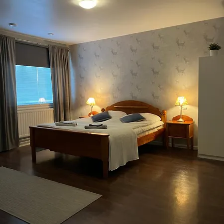 Keskipiste Szálloda Kärsämäki