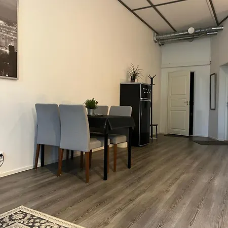 Keskipiste 3* Karsamaki