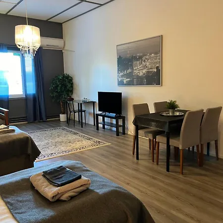 Keskipiste Hotel 3*