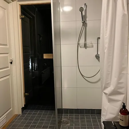 Keskipiste Szálloda